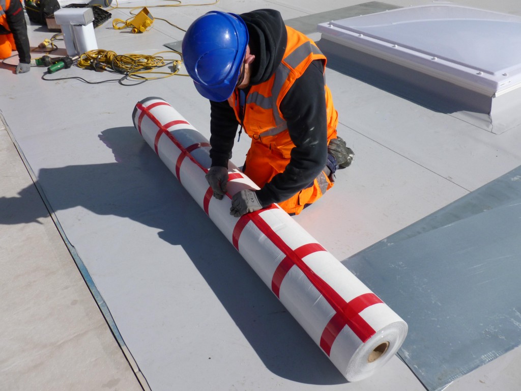 New Sarnafil Self Adhered Membrane Cuts Installation Time   33056 SA Launch   Sika Sarnafil 1024x768 