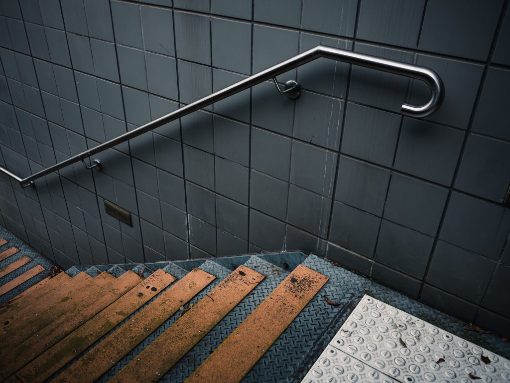 Handrail