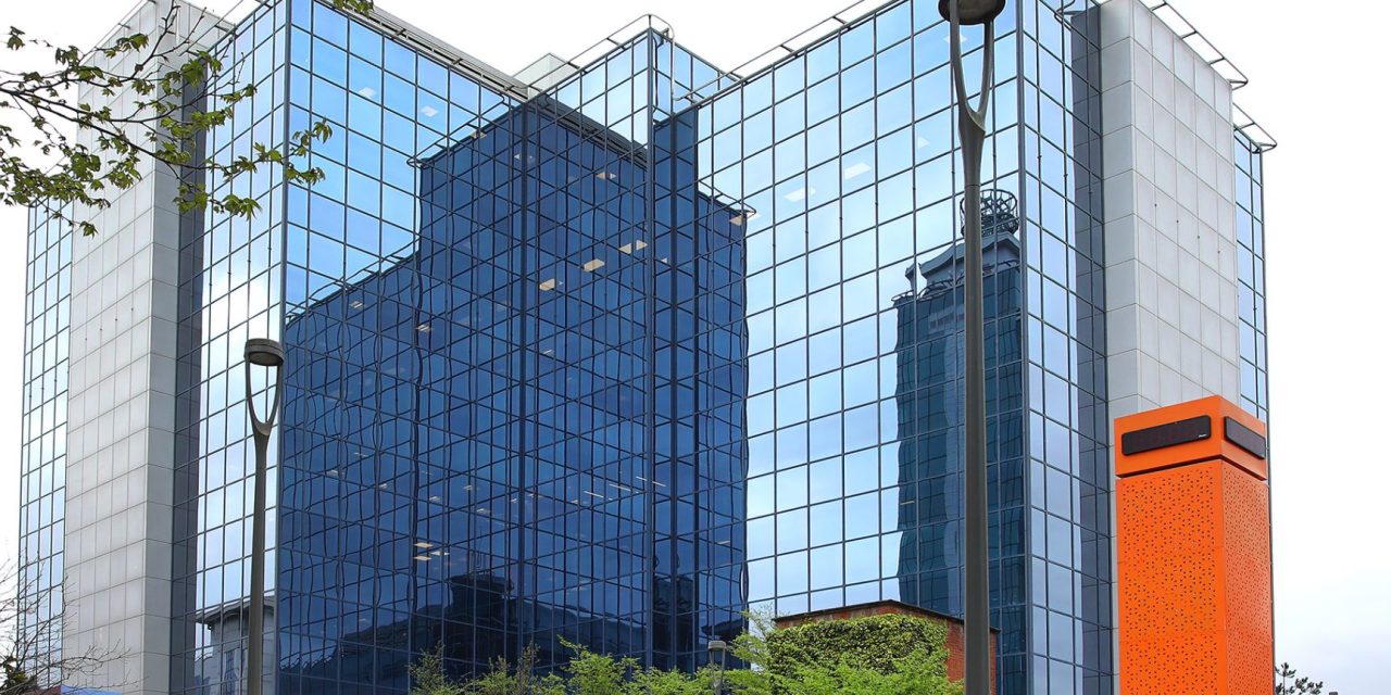 Mitsubishi Electric: Office replaces gas with heat pumps to get five years ahead of legislation