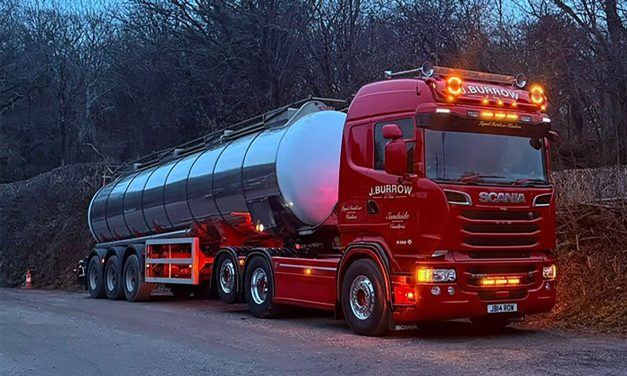 HMG Acrythane 4G provides quality refinish for Scania 560