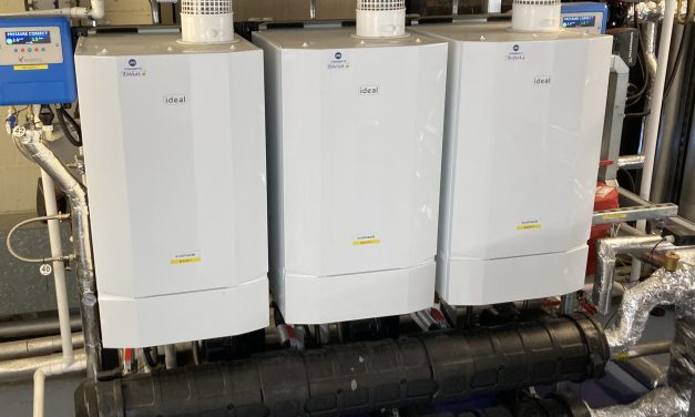 Ideal Heating Commercial sails to success with Evomax 2 at prestigious sailing club