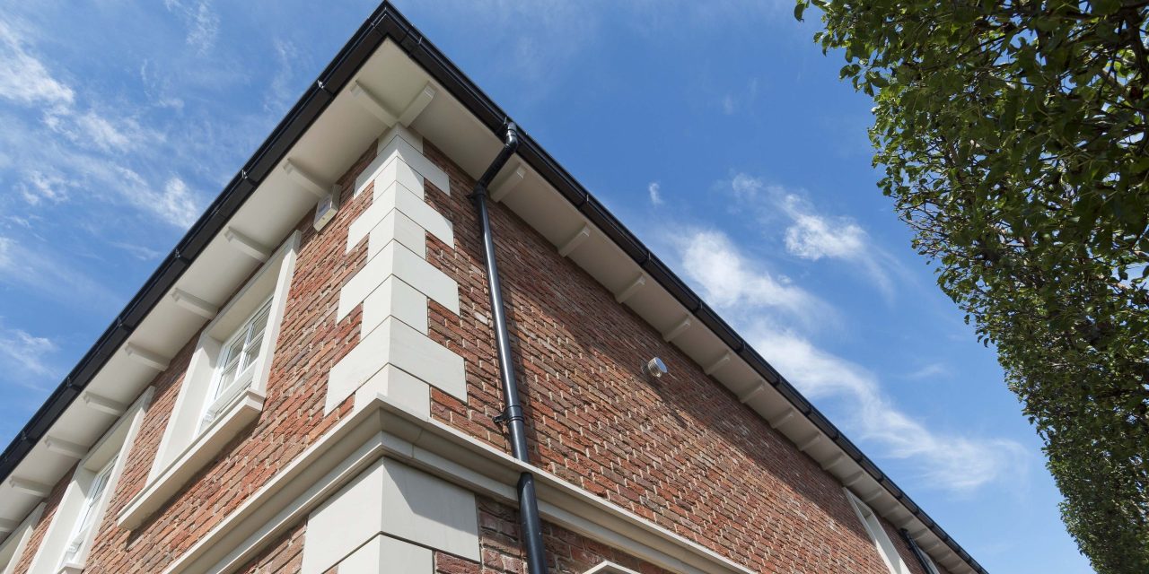 AWMS: Alumasc Heritage Cast Aluminium Rainwater Systems – style and performance for buildings of all ages