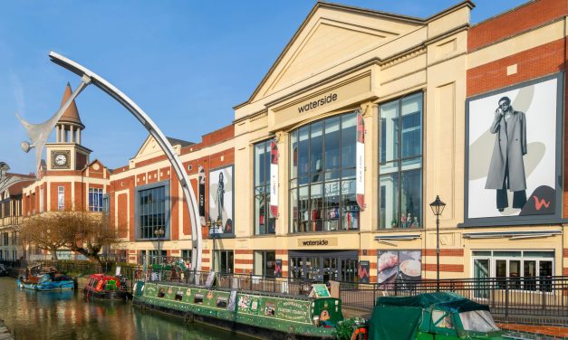 Renderplas: Waterside Shopping Centre – delivering a stylish facade transformation